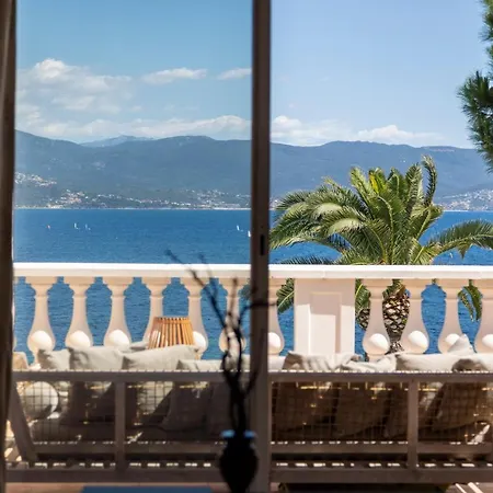 Les Mouettes - Teritoria