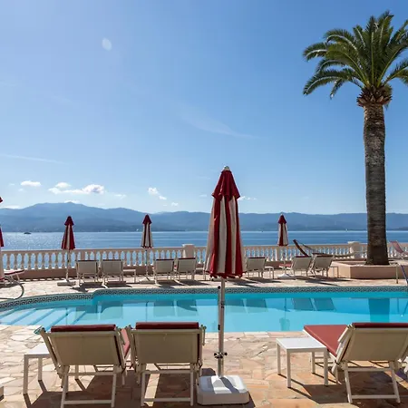 Les Mouettes - Teritoria 4*