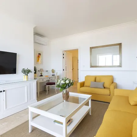 Les Mouettes - Teritoria Αζάτσιο